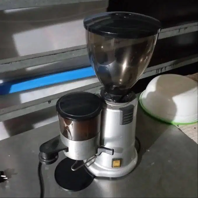 Mesin Coffee Grinder Penggiling Kopi Heavy Duty Carimali