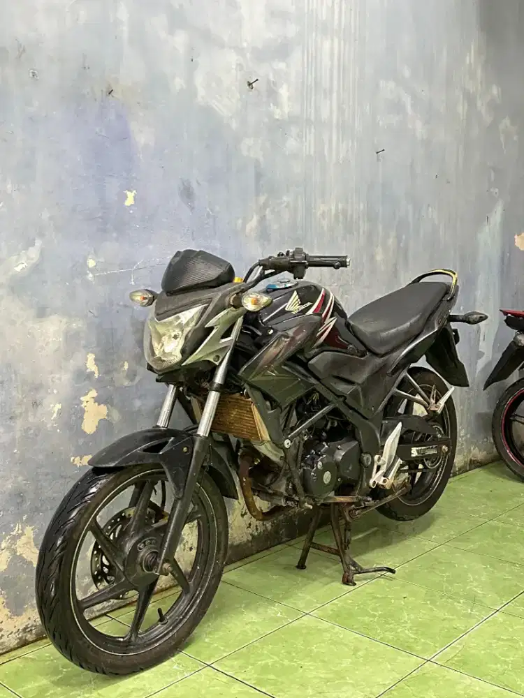 Honda Cb 150R 2013