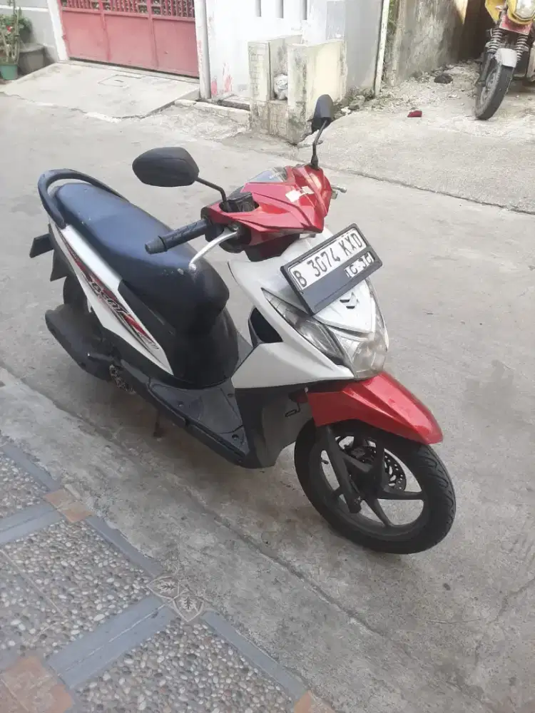 Honda Beat Fi 2015 ESP,ss lengkap mesin bagus pajak hidup Bekasi Kota