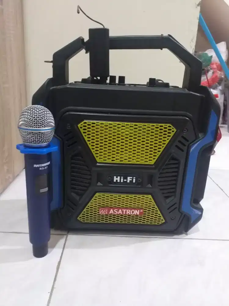 Speaker asatron jarang pakai fungsi led dan suara normal semua + mic