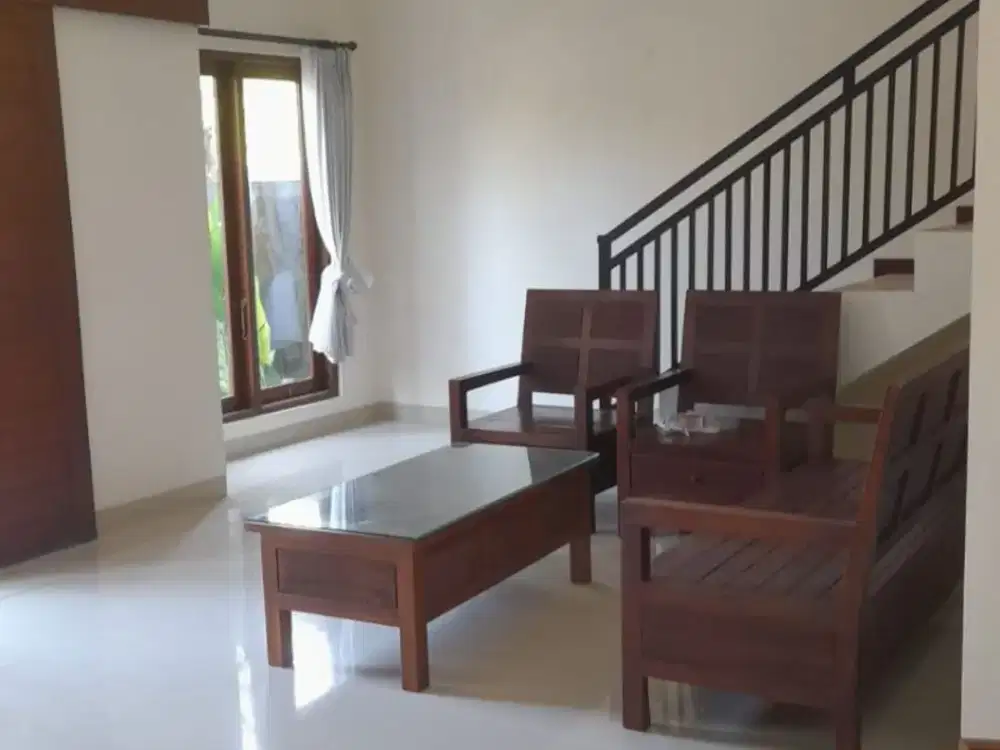 Disewakan Villa Keluarga Semi Furnished di Sanur Dekat Pantai dan Fasilitas Internasional