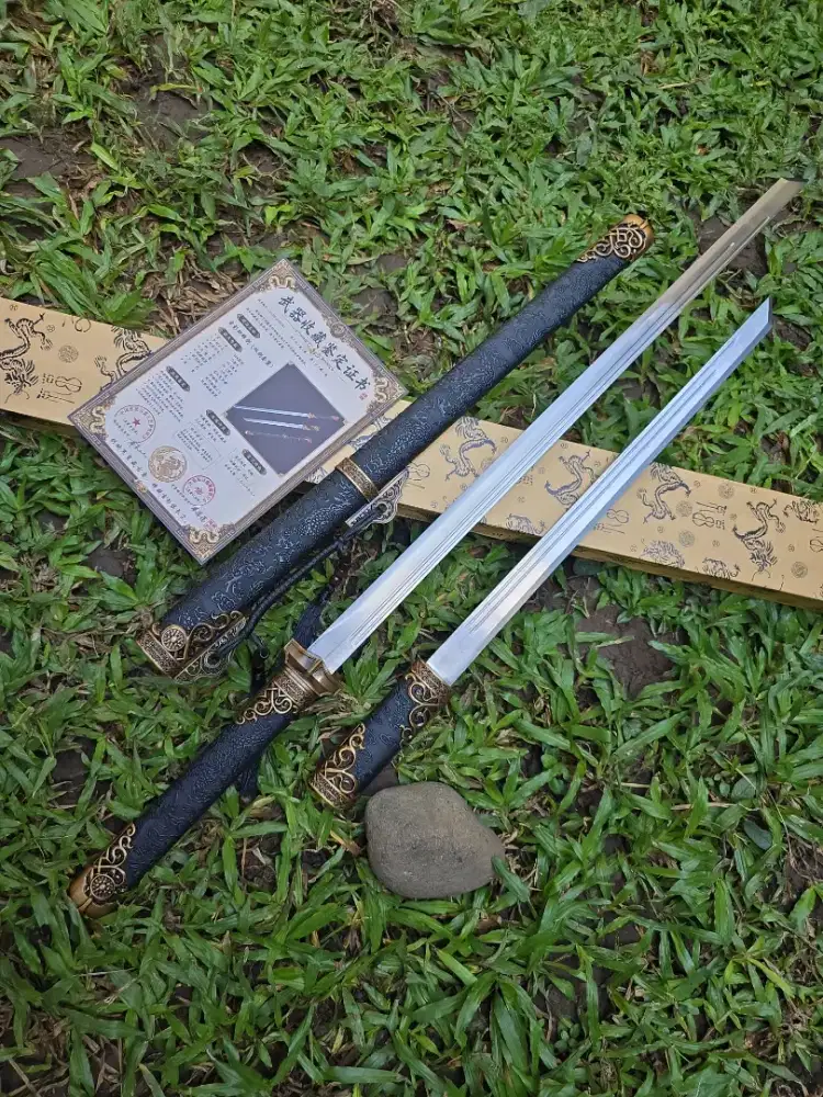 Koleksi hobby pedang china shuan feng twin shadwo