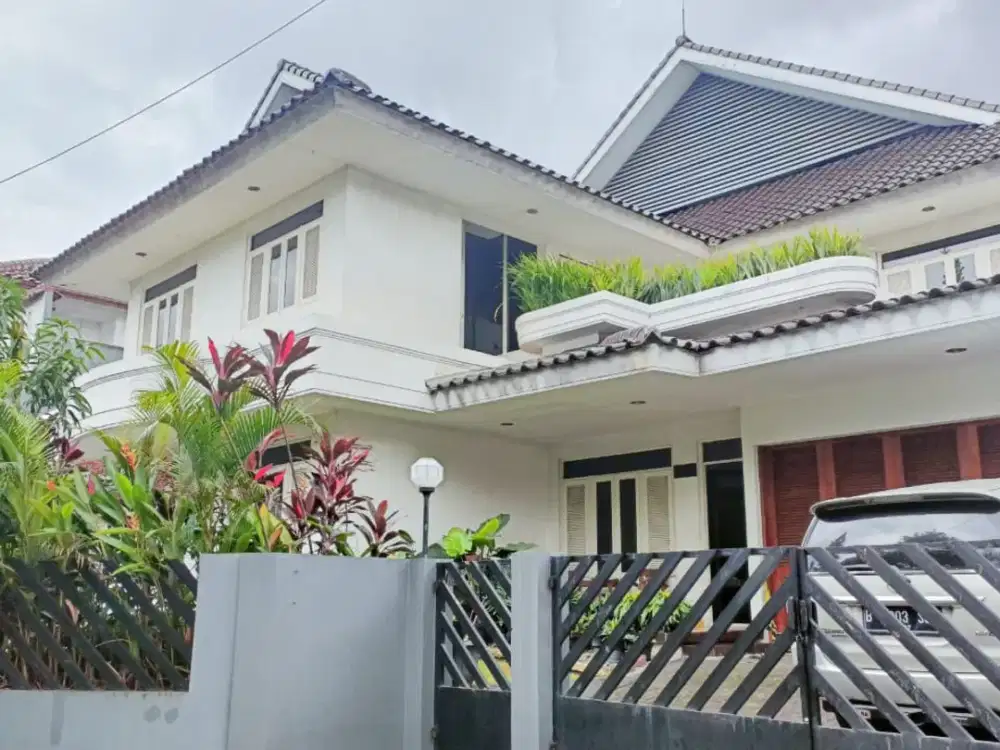 Di Jual Cepat Rumah 2 Lantai di Bintaro Jaya Sektor 1, Jakarta Selatan