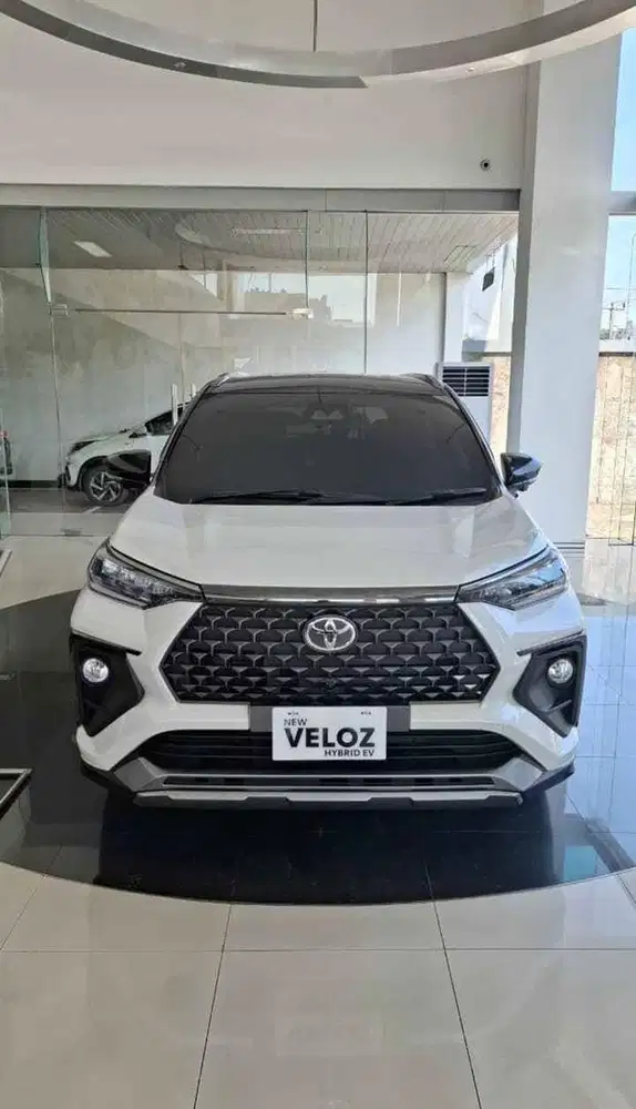 Promo unit toyota veloz hybrid