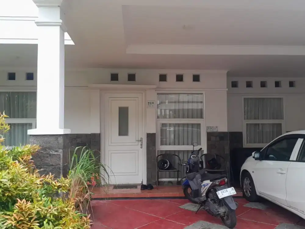 Rumah Asri Terawat Siap Huni di Awiligar Cikutra Akses Jalan Cepat ke Cigadung Dago Bandung