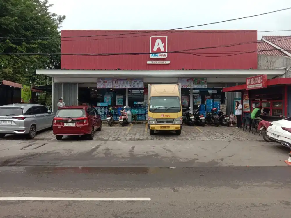 Tempat Usaha Area Komersial Jl. Tebet Barat, Tebet, Jakarta Selatan