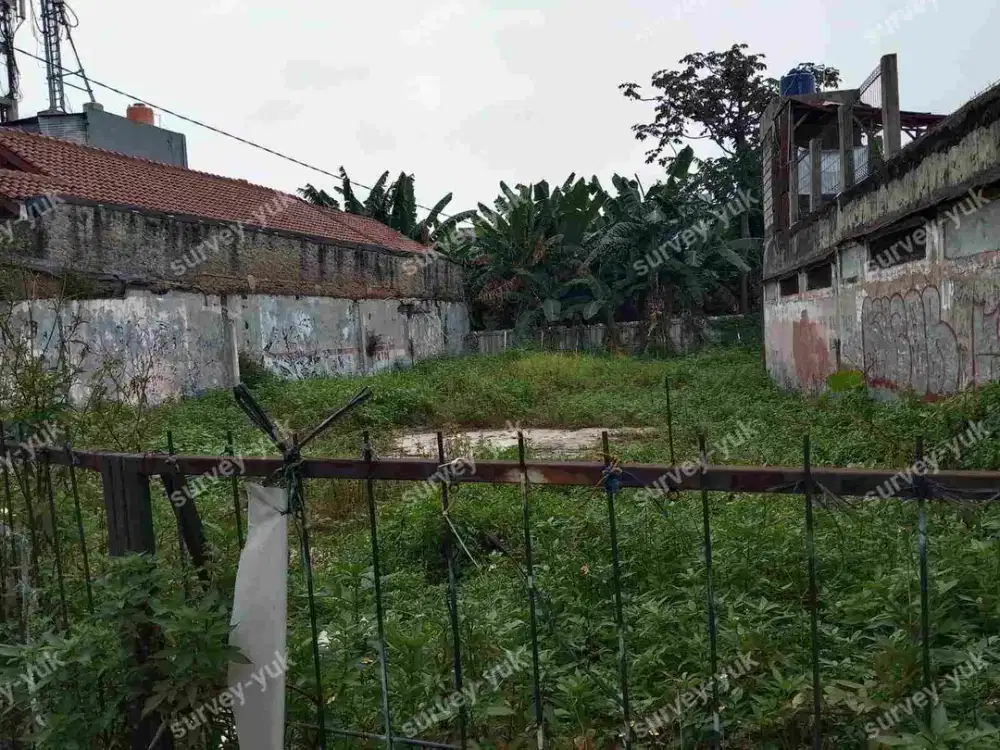 Tanah Komersil Strategis 490 m2 Pinggir Jalan WR Supratman - Cputat Timur