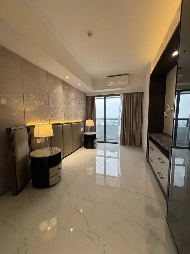 Disewakan Apartemen Mewah 2BR Laviz Condo Graha Pakuwon Mall Gress