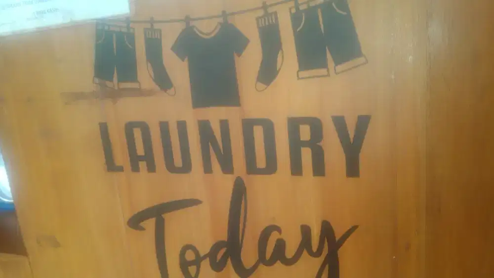 Dibutuhkan karyawan diutamakan yang sudah pernah kerja di Laundry