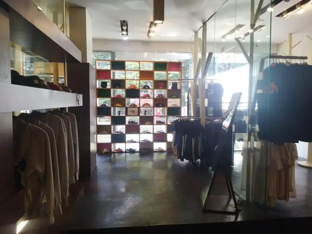 Jual Kantor tempat usaha di Sayap riau lokasi sangat Strategis di Trunojoyo Bandung Kota