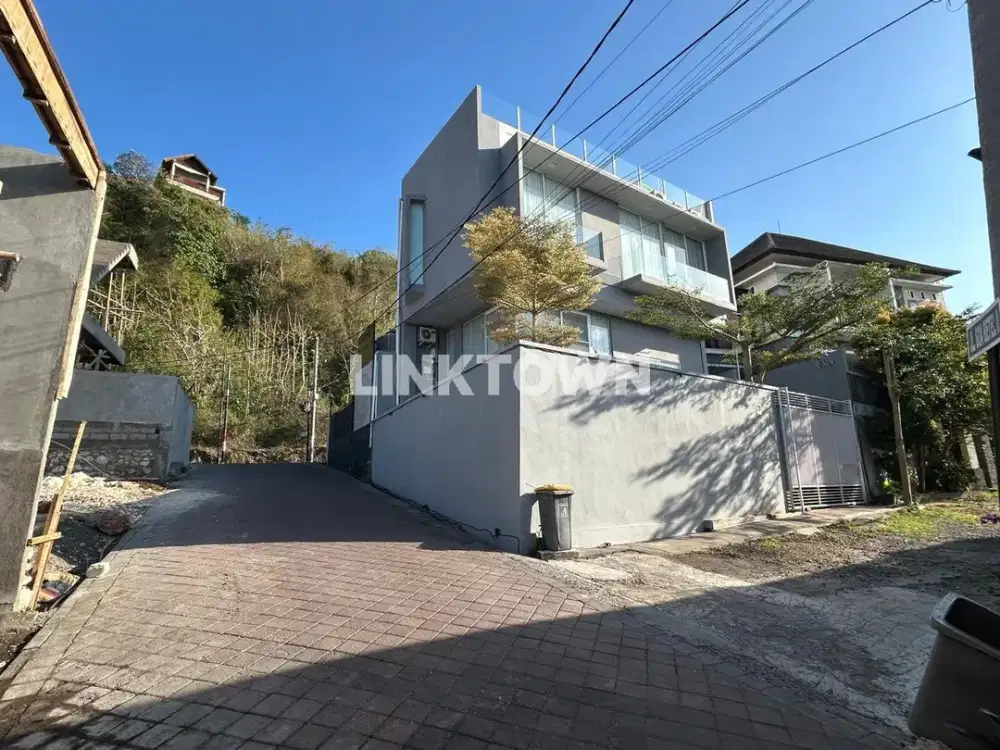 Dijual Villa Dengan Pemandangan Laut Taman Griya Jimbaran