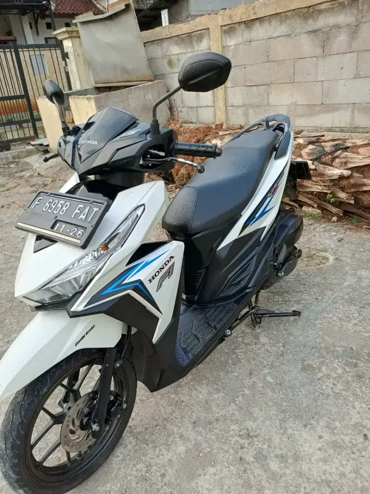 VARIO LED 125 THN 2016