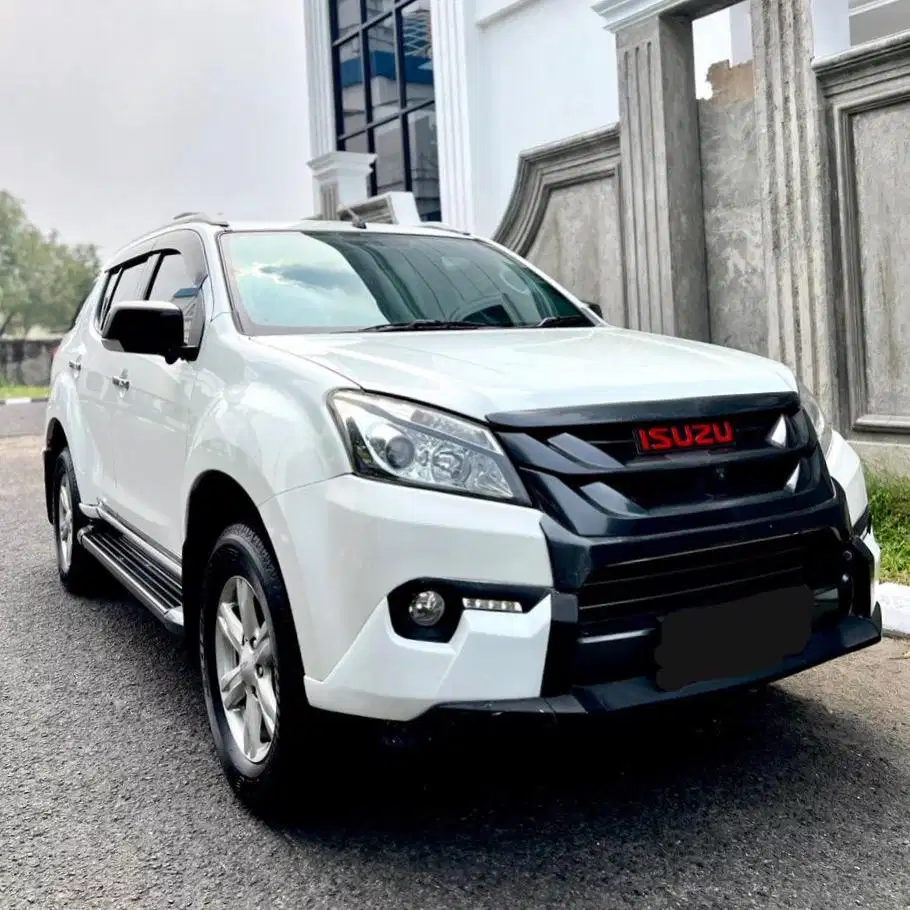 (CASH) Isuzu MUX Premier 2017