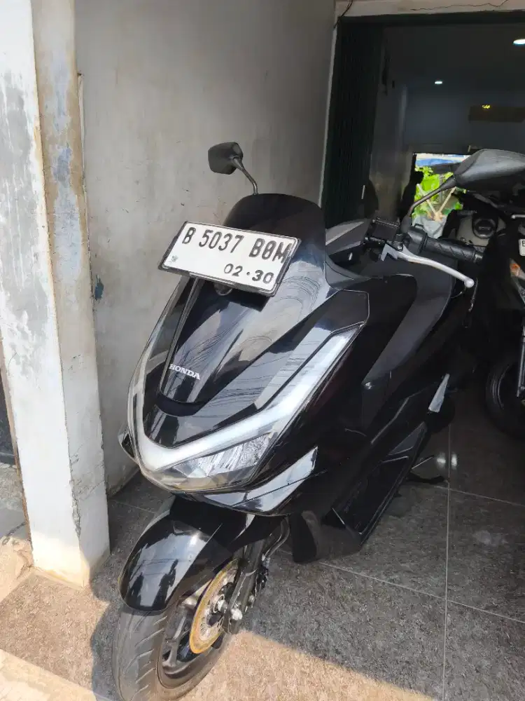 JUAL HONDA PCX CBS 160 2025 KM 15 RB