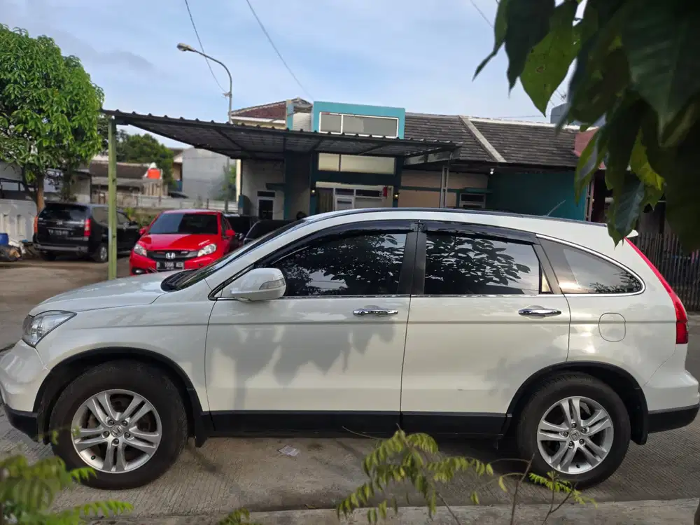 Honda CR-V 2011 Bensin