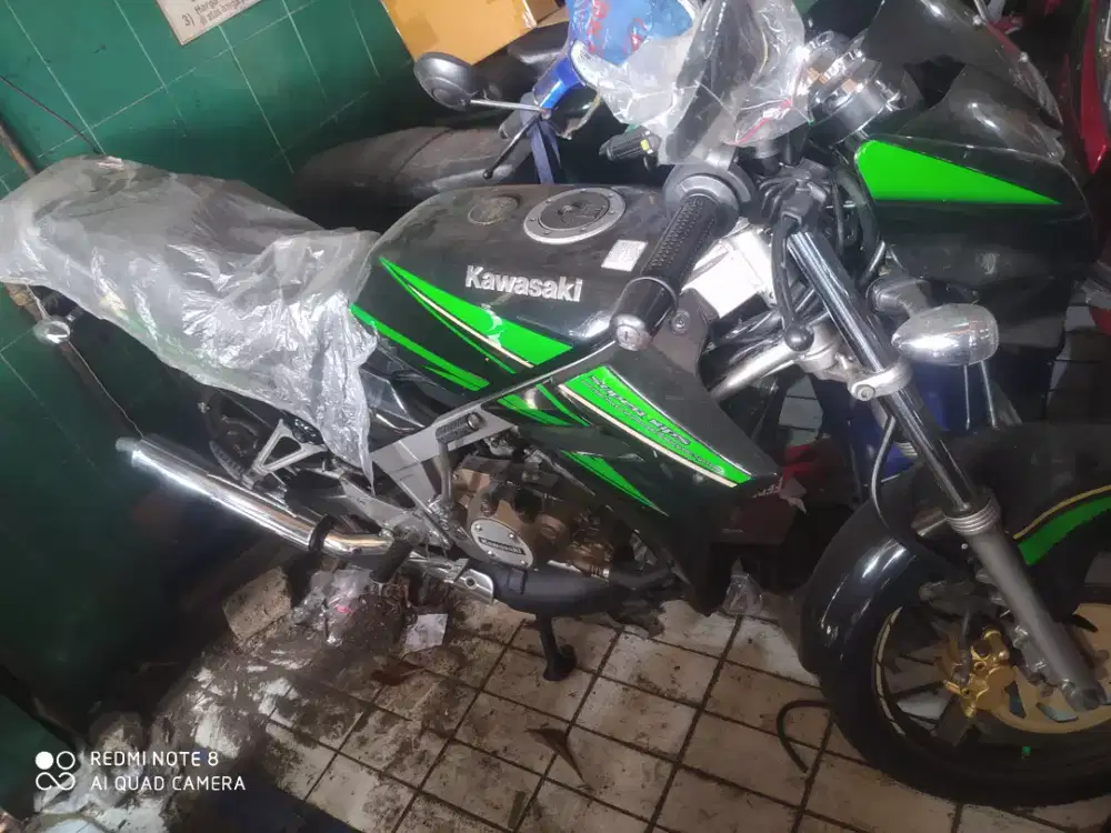 KAWASAKI NINJA R 150 TH 2015 ANTIK SPT BARU (KM 20RB)