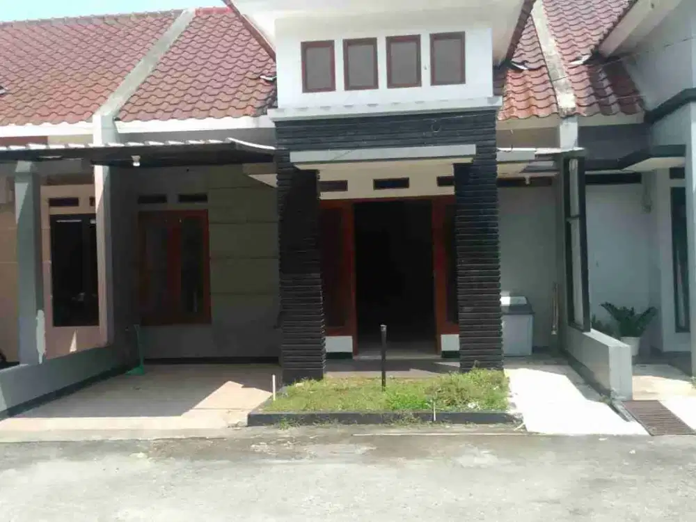 Dijual rumah cantik 850 juta nego dalam Perumahan, di Meruyung Limo Depok
