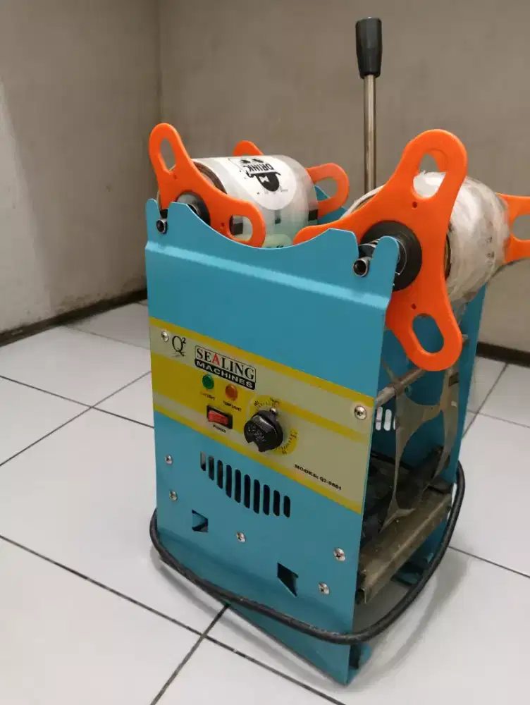 Cup Sealer mesin