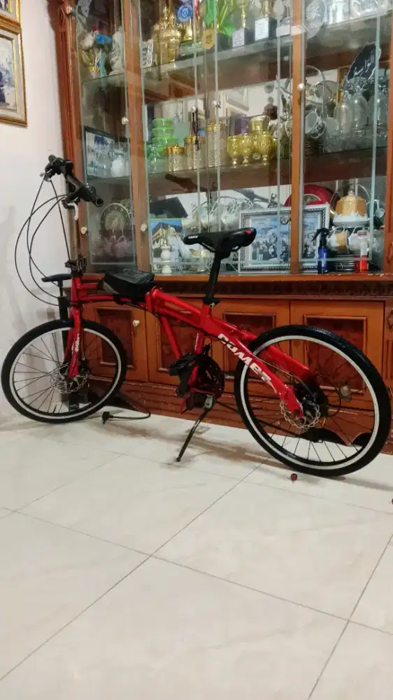 Jual sepeda Lipat Viva Cycle Comet 20 inch
Frame alloy