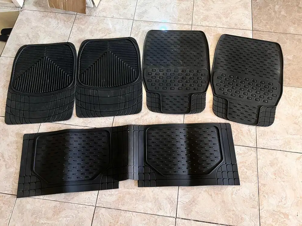 Karpet mobil tebal (barang ace hard w), layak pakai