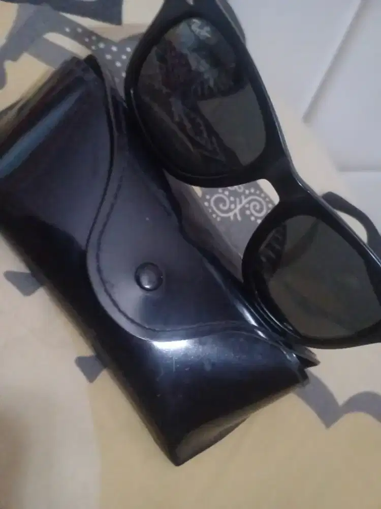 Kacamata merk RayBan original