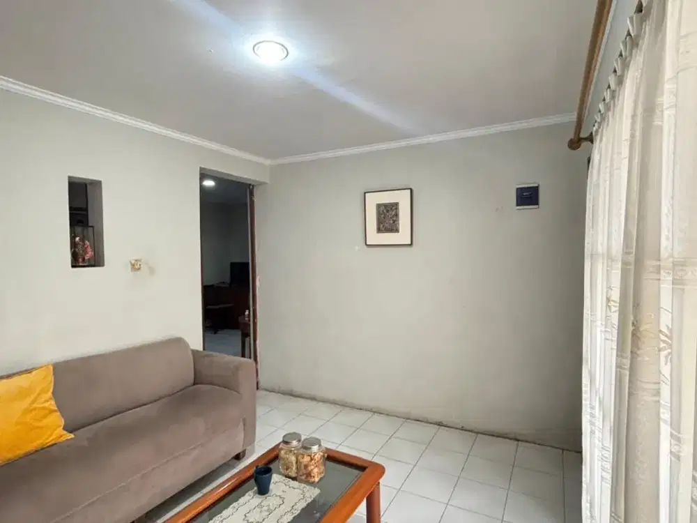 Rumah di pusat kota Bandung Turangga Buah batu dekat Mall TSM Bandung kota