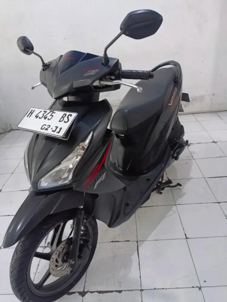 vario 110 led thn 2016 hitam