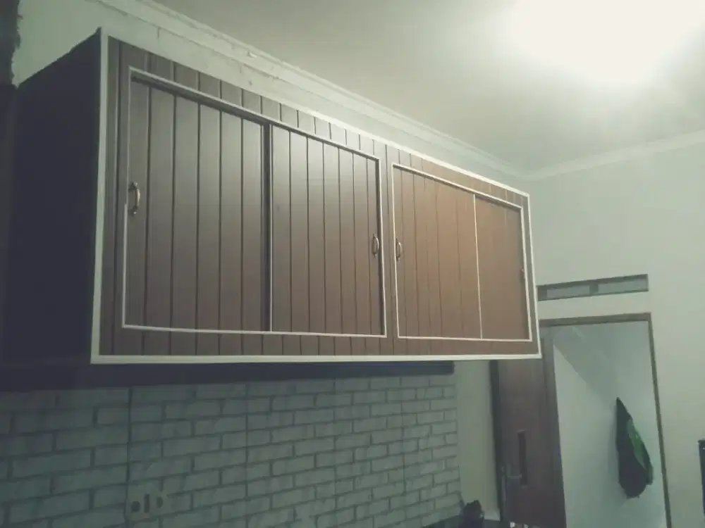 Menerima jasa pemasangan kitchenset dan plafon