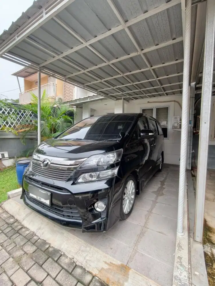 Toyota Vellfire 2013 Bensin