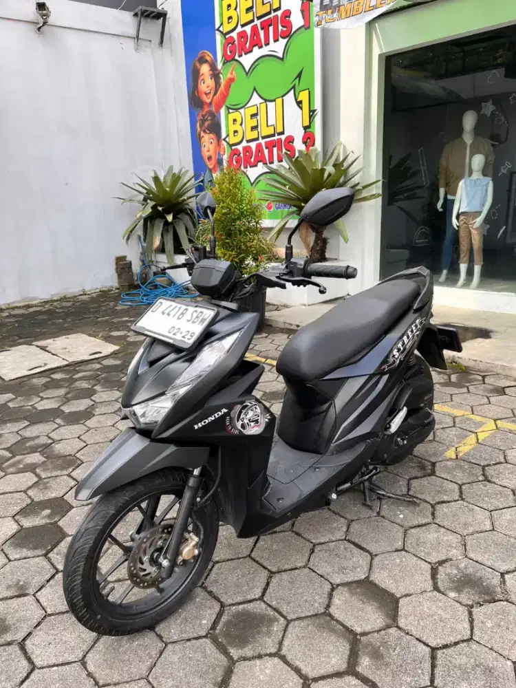 Honda beat street 2024 mulus