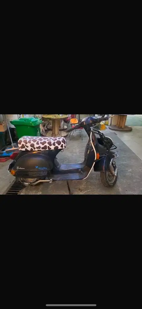 Vespa exclusive 2 tahun 2001