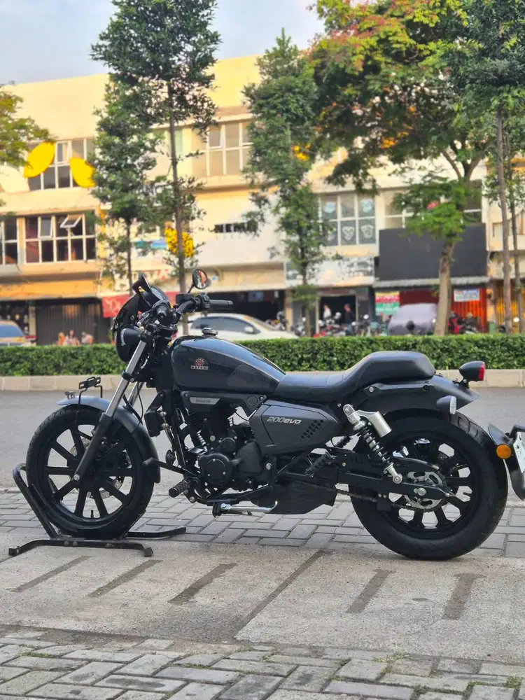 BENELLI MOTOBI 200 EVO 2024 HITAM KM LOW PAJAK ON FULL MULUS