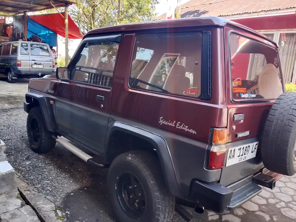 Daihatsu Feroza 1996 Bensin