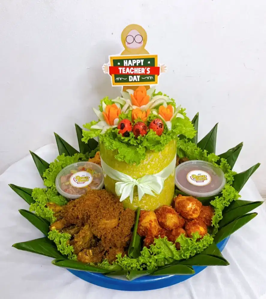 Nasi tumpeng untuk semua acara