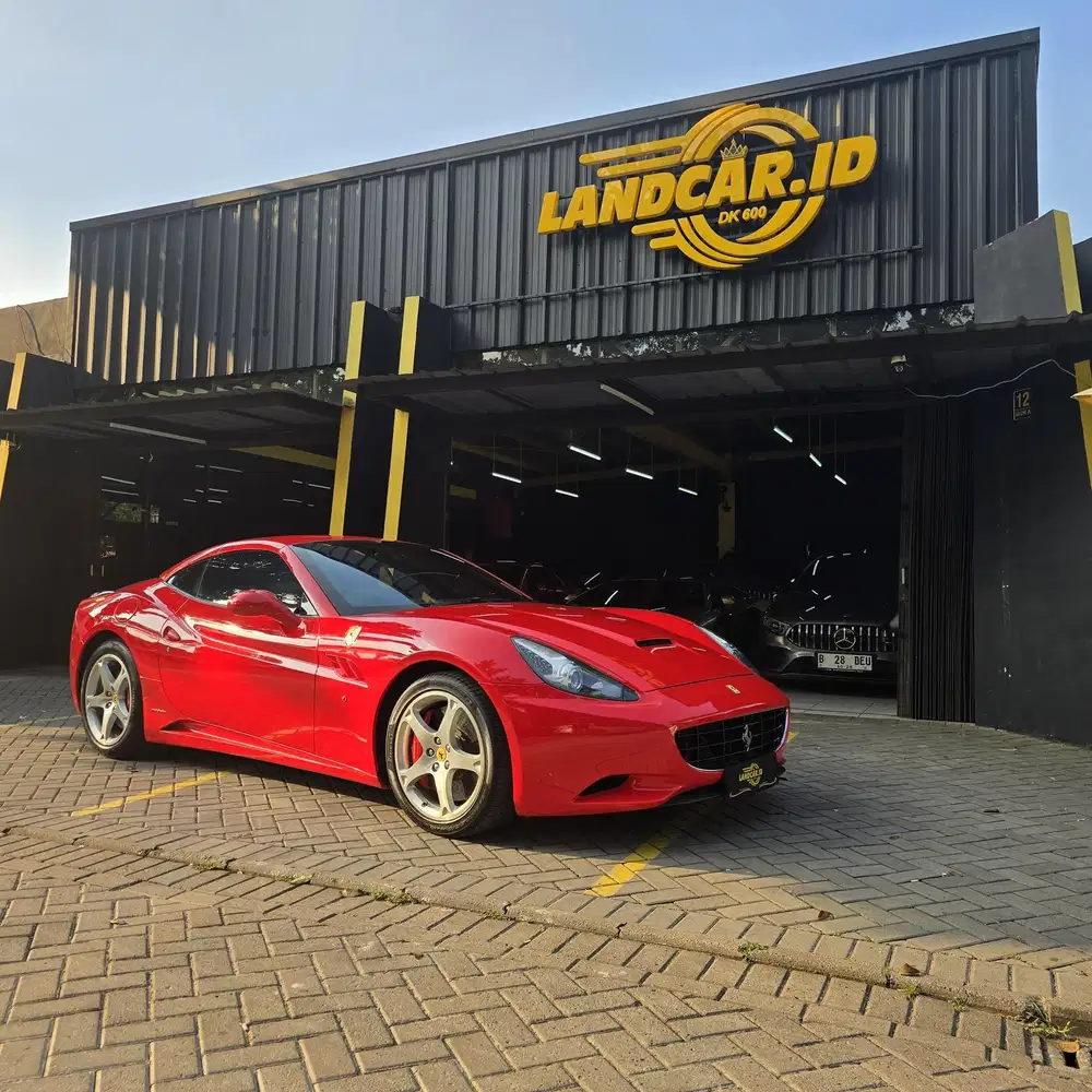 Ferrari california nik 2010