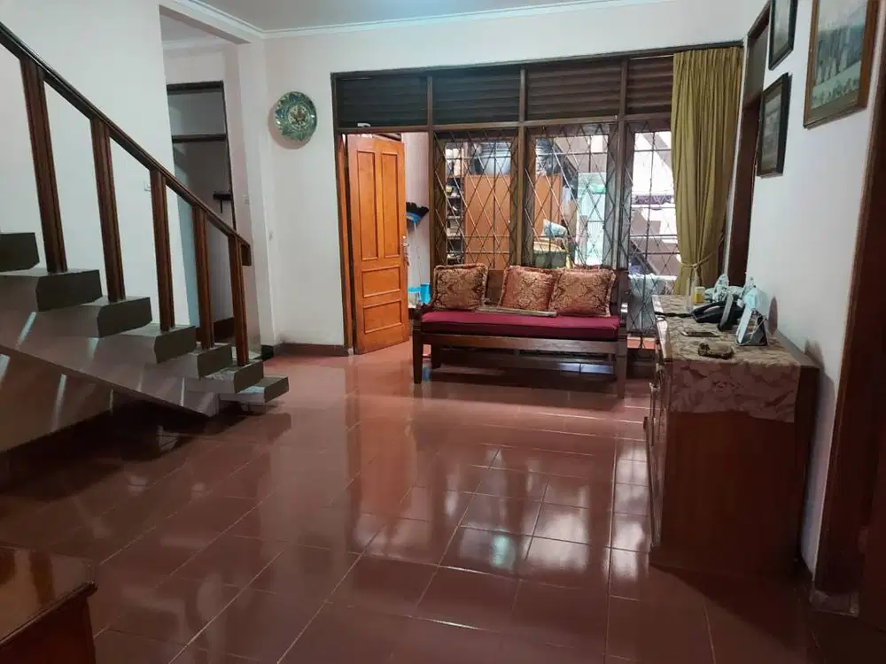 Dijual Rumah Siap Huni Tengah Kota Sayap Moh Ramdhan Bandung