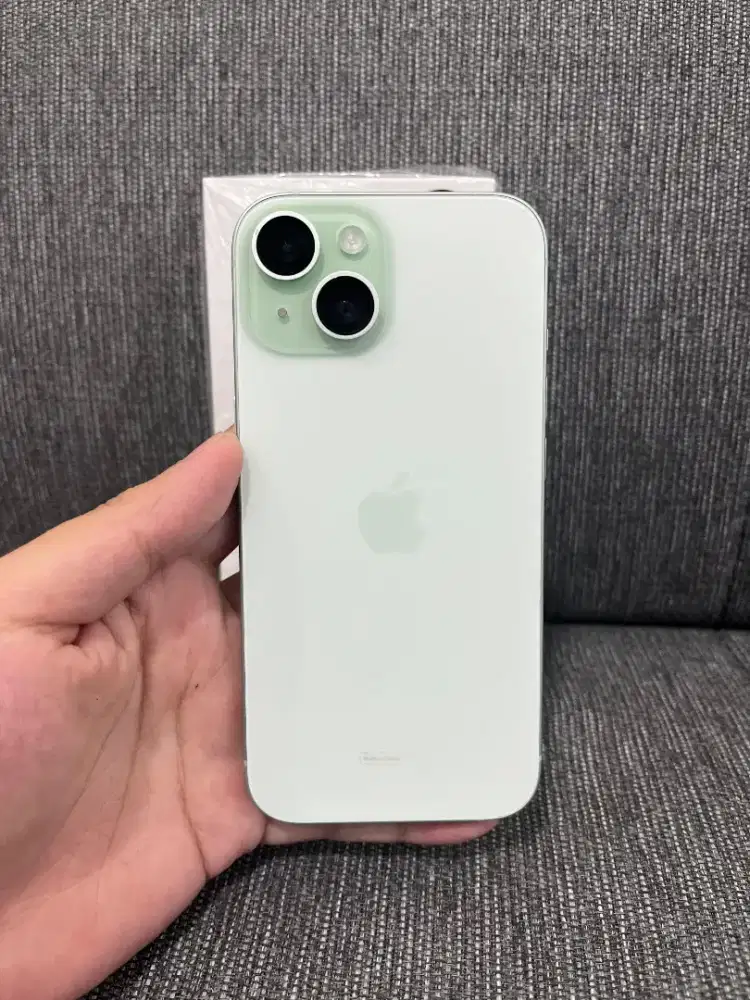 iPhone 15 128 Green ex Blibli mulus