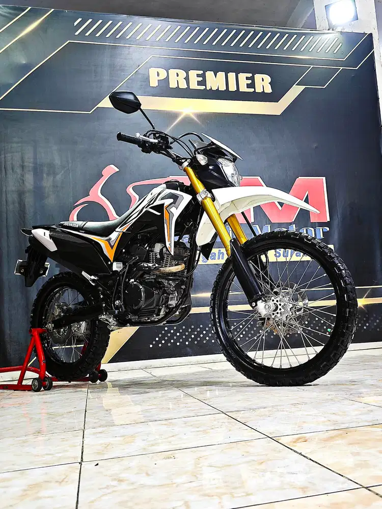 Crf L 150cc putih Hitam odo16rb trabas gass.Anugerah motor rungkut