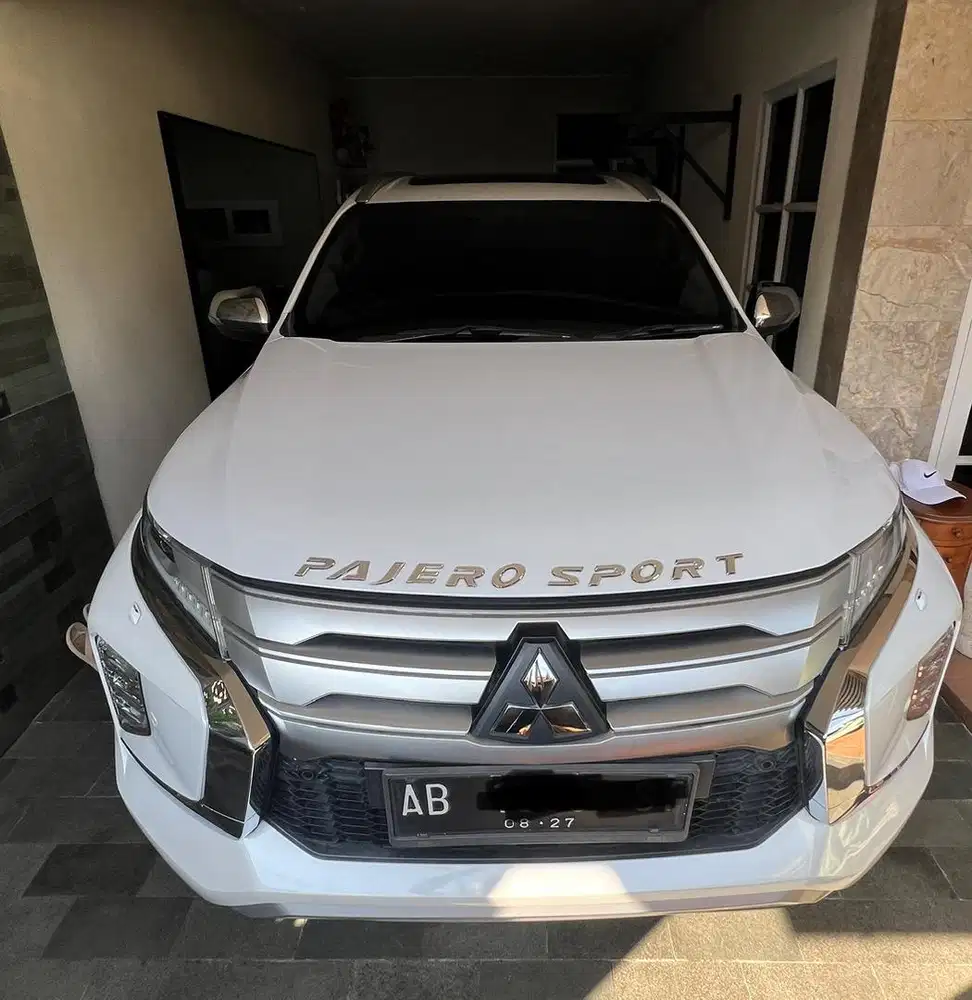 Pajero Sport Dakar 2.4 tahun 2022