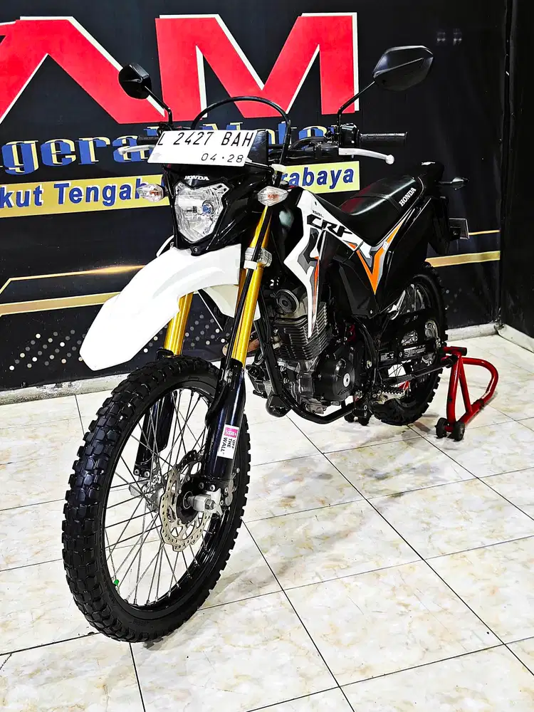 Crf L 150cc putih Hitam odo16rb trabas gass.Anugerah motor rungkut