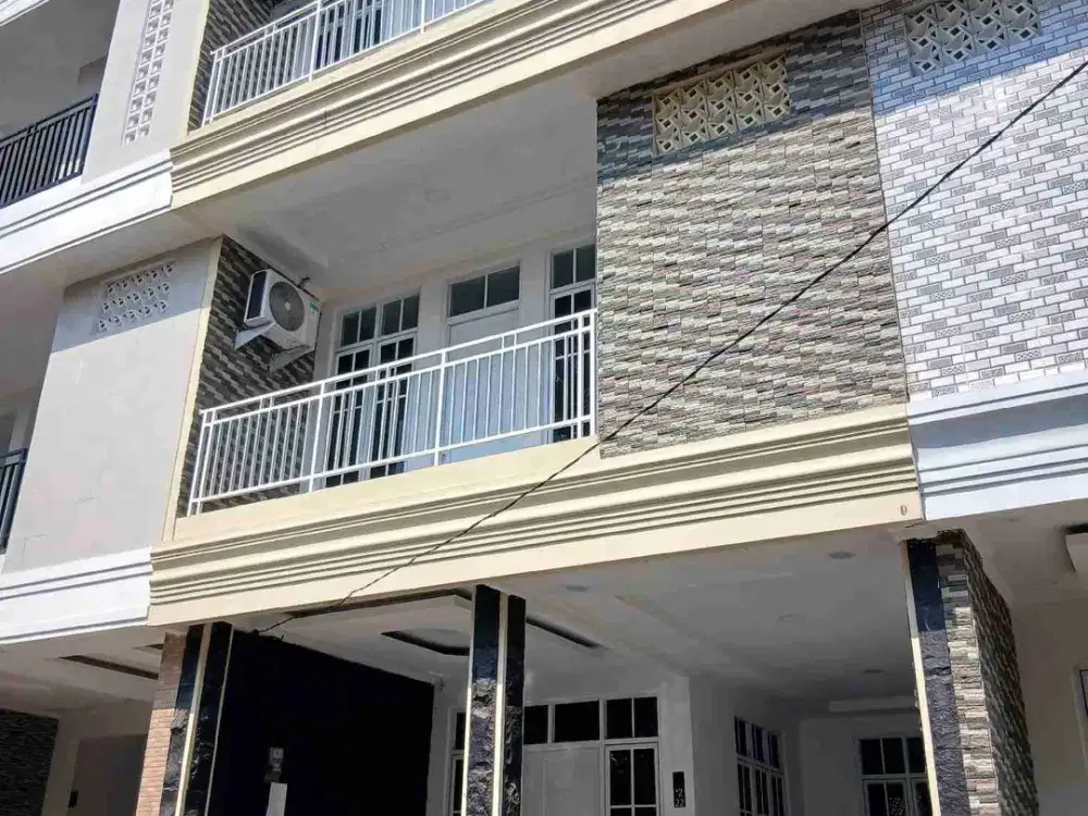 Disewa rumah siap Huni Duren Sawit Jakarta Timur