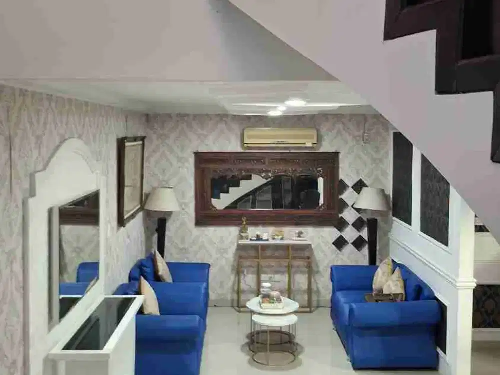 DIJUAL RUMAH DENGAN LUAS TANAH BESAR FULLFURNISH LOKASI TENGAH KOTA DALAM PERUMAHAN BALIKPAPAN BARU AMAN NYAMAN HARGA NEGO
