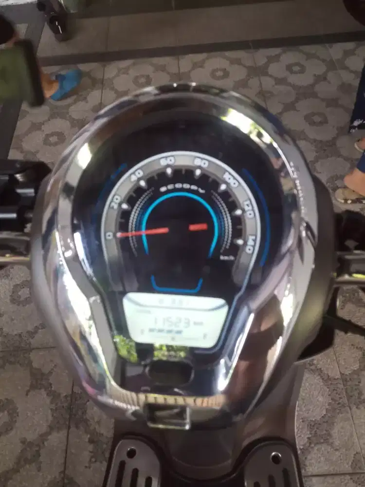 SCOPPY PUTIH DOFT KM RENDAH