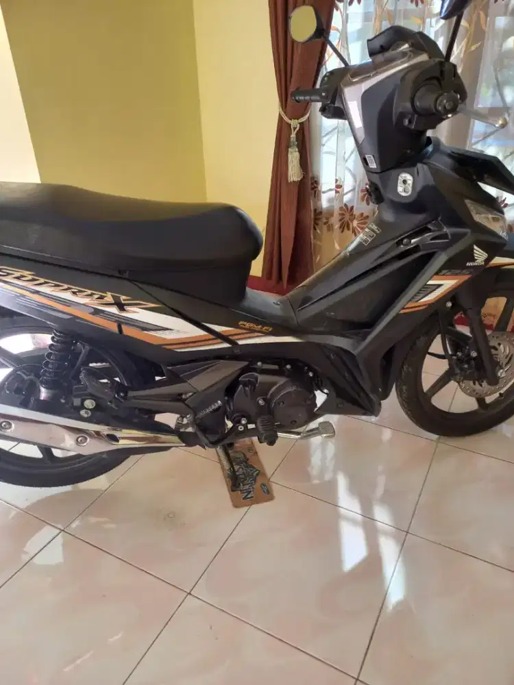 Di Jual Motor Supra x 125 tahun 2023