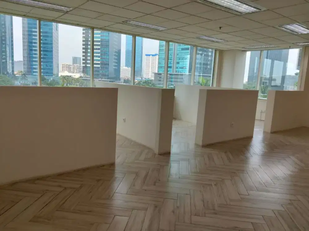 SEWA KANTOR DI JAKARTA SELATAN KUNINGAN 176M2 PARTISI 200K NEGO