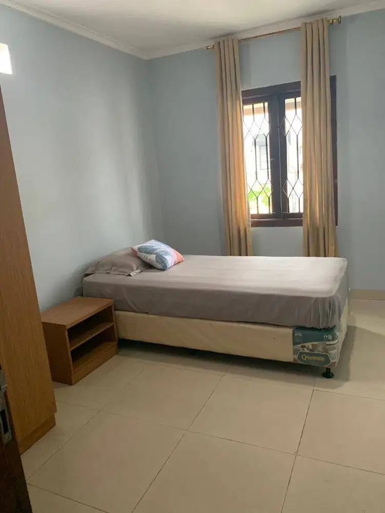 Kost Bambu Kuning Senayan Tipe A Kebayoran Lama Jakarta Selatan -
