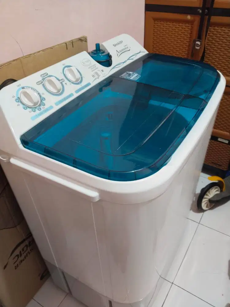 Di jual mesin cuci sharp 2 tabung