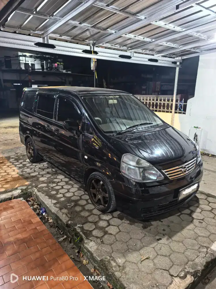 Nissan Serena C24 CT