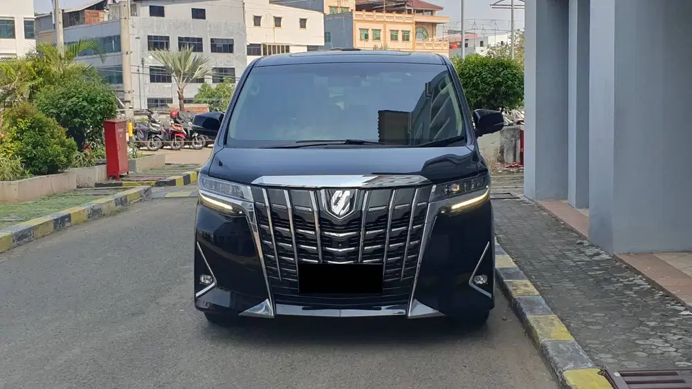 Toyota Alphard 2.5 G Pilot Seat AT Black On Beige 2019 NIK 2018 Record