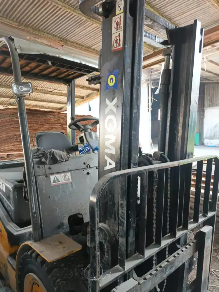 Forklift 3 ton.